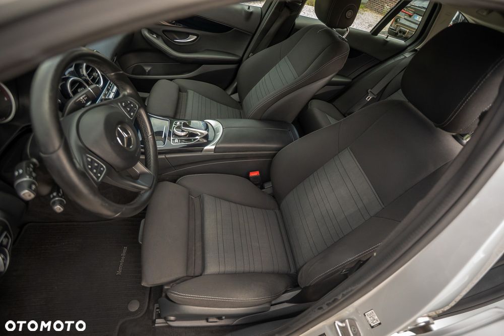 Mercedes-Benz Klasa C 200 d 7G-TRONIC - 32