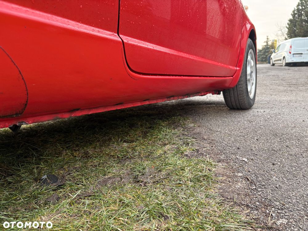 Toyota Yaris 1.3 Terra - 10