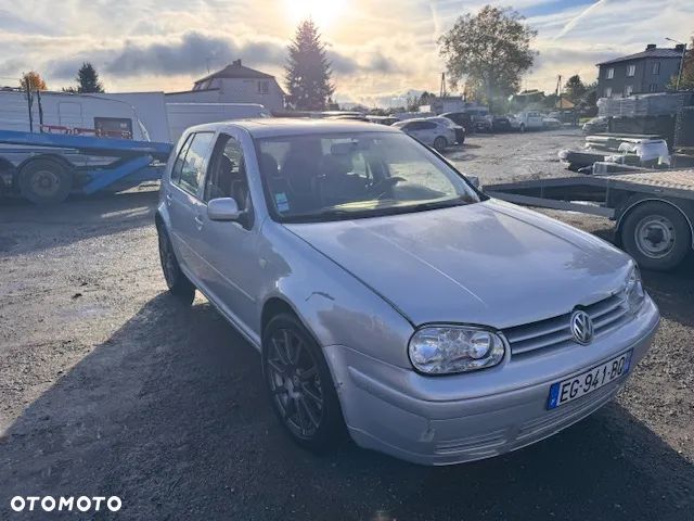 Volkswagen Golf IV 2.8 V6 4Mot - 12