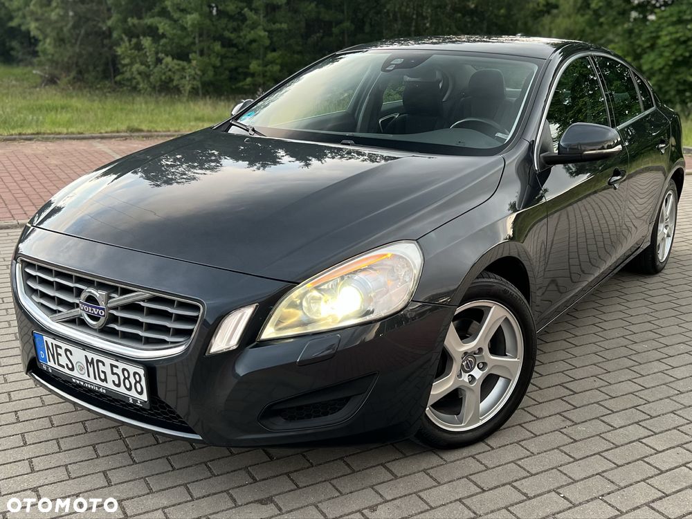 Volvo S60 - 3