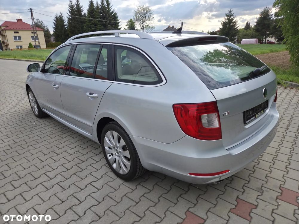 Skoda Superb 1.8 TSI DSG Exclusive - 16