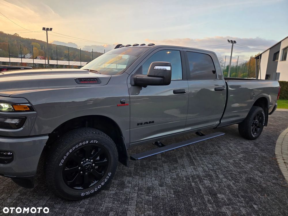 RAM 3500 - 7