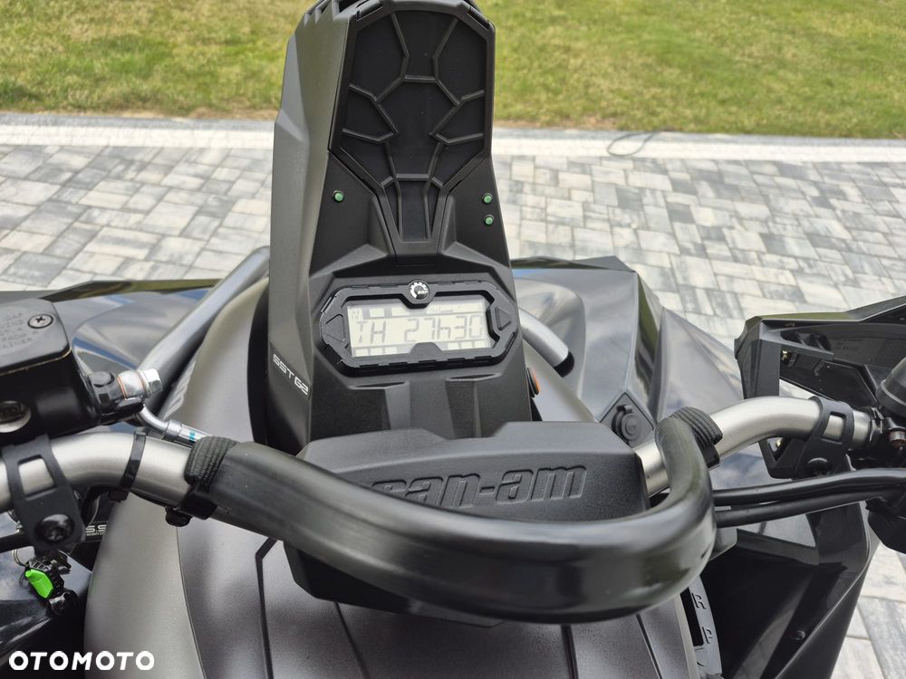 Can-Am Renegade - 28