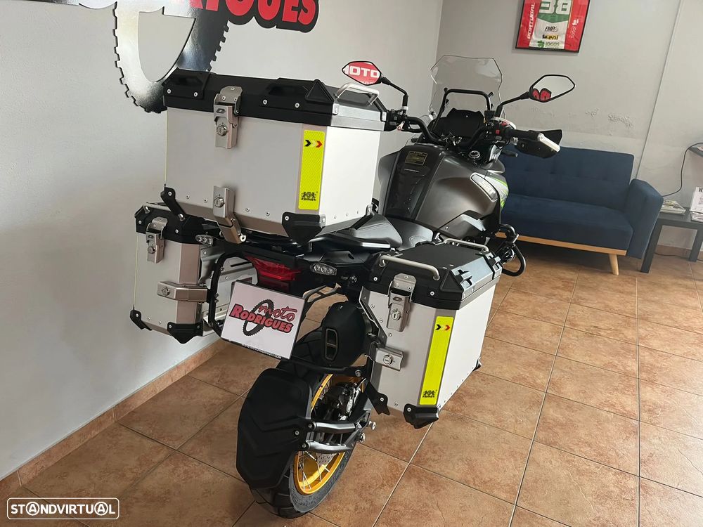 QJ Motor SRT 700X - GARANTIA DE FÁBRICA ATÉ 1/2030 - 10