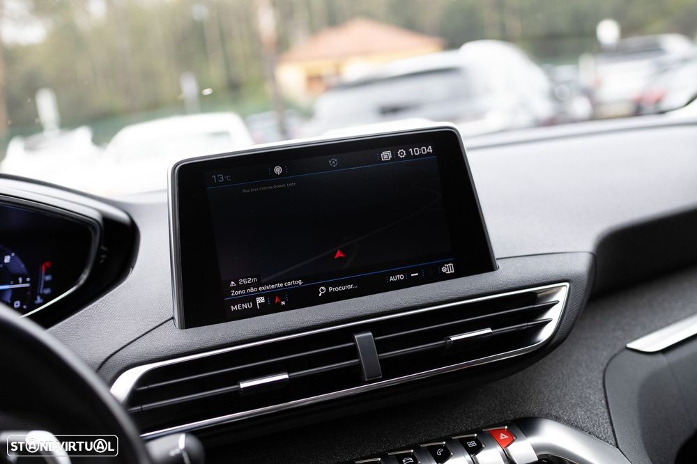 Peugeot 3008 1.5 BlueHDi GT Line EAT8 - 24