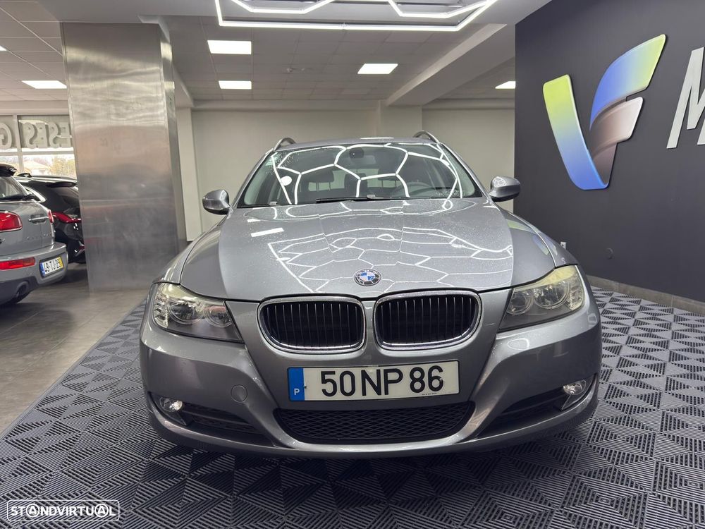 BMW 318 d Navigation Sport - 6