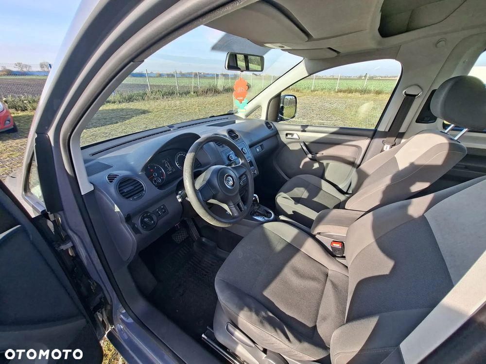 Volkswagen Caddy 2.0 TDI Trendline 4Motion DSG - 10
