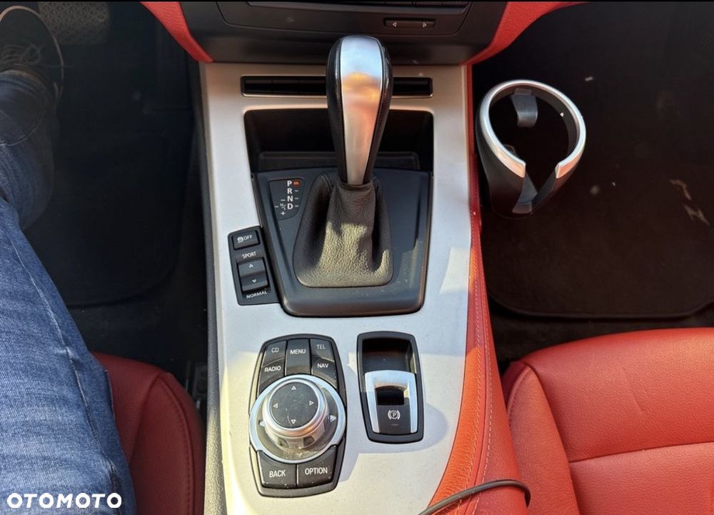 BMW Z4 sDrive30i - 16