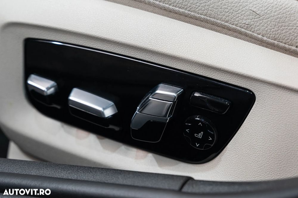 BMW Seria 5 540i Aut. M Sport Edition - 30