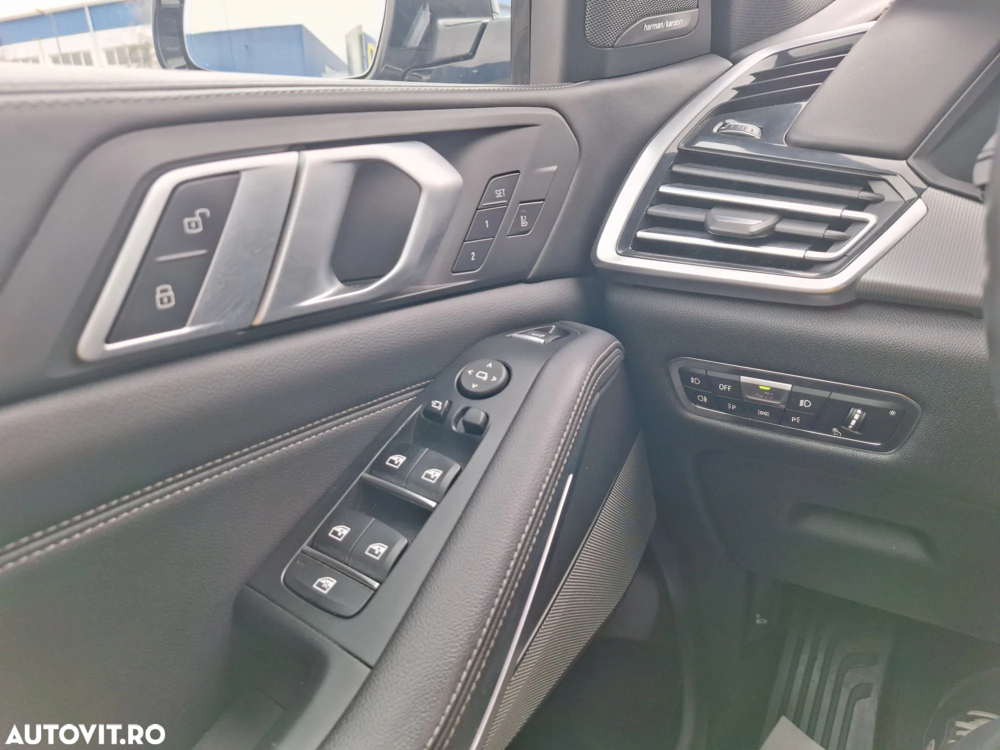 BMW X5 xDrive40i - 23