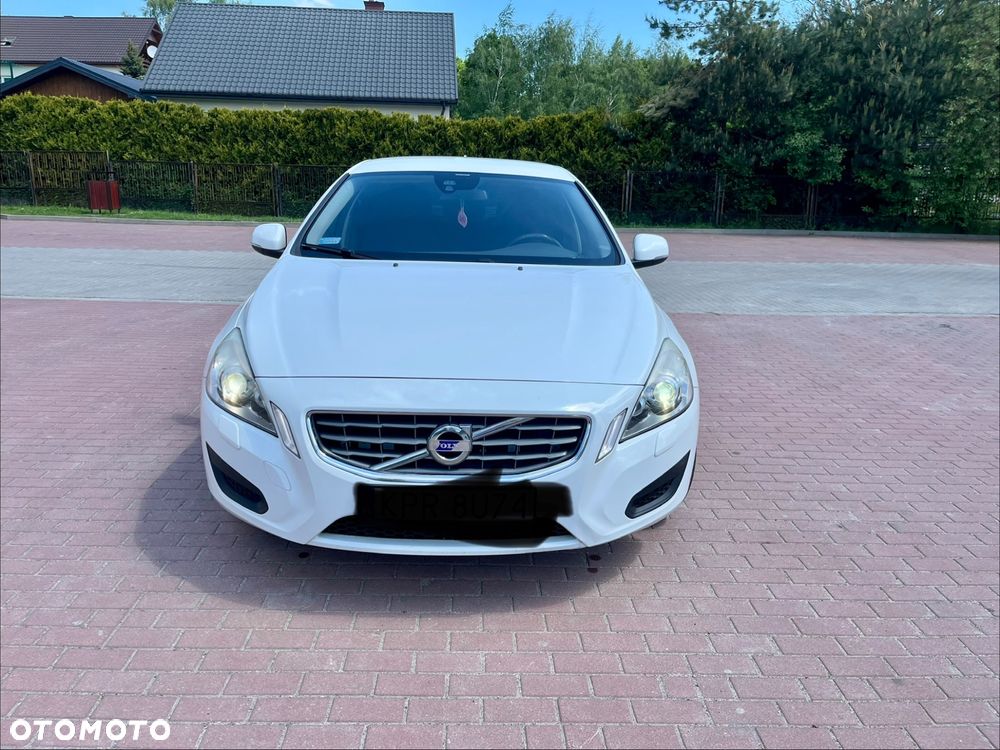 Volvo S60 - 1