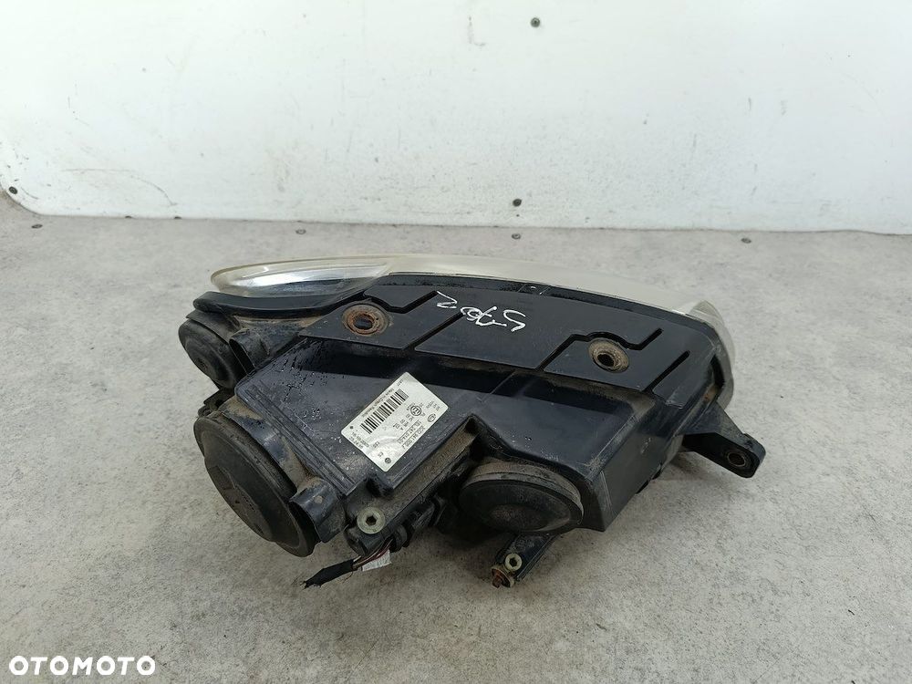LAMPA PRZÓD LEWA VW PASSAT B6 3C0941005J 1EL247014-01  HELLA - 4