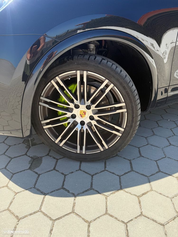 Porsche Cayenne Tiptronic S - 10