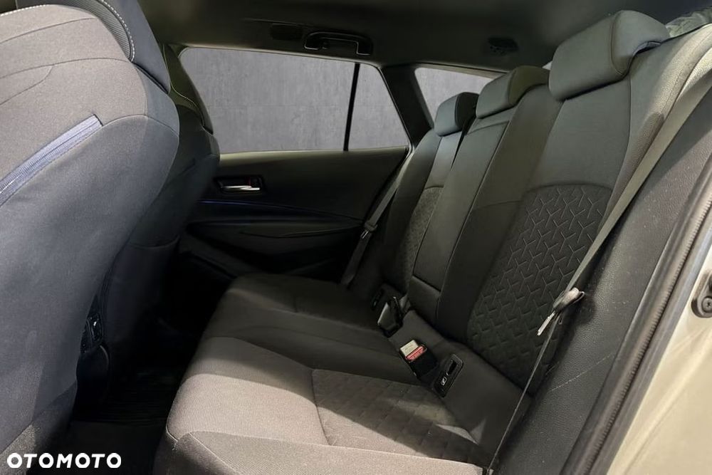 Toyota Corolla 1.8 Hybrid GPF Active - 29