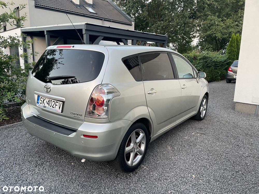 Toyota Corolla Verso 1.8 Premium + 7os - 3
