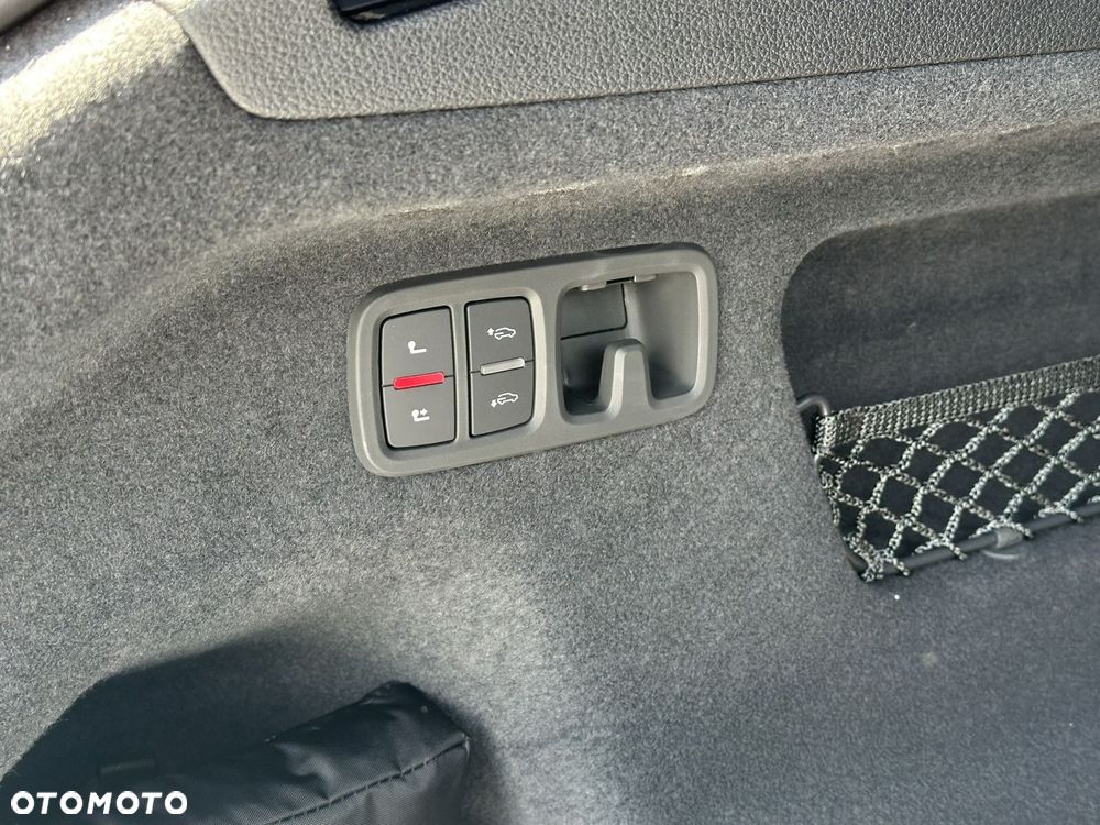 Audi SQ8 - 13