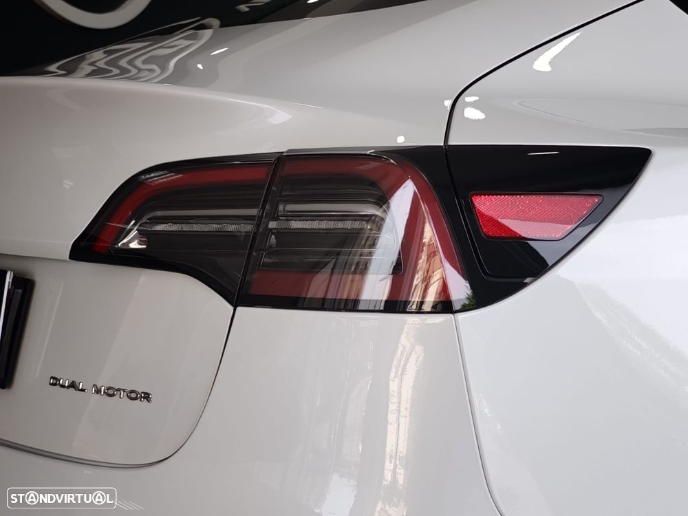Tesla Model 3 Long Range Tração Integral - 16
