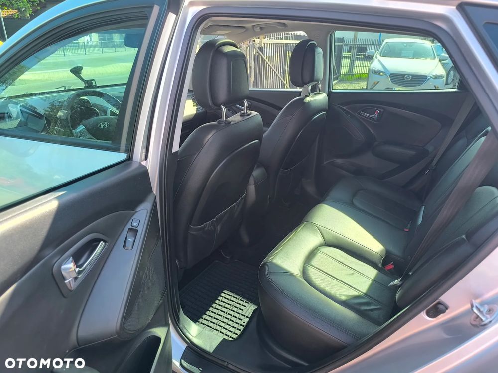 Hyundai ix35 2.0 CRDi 4WD Premium - 12