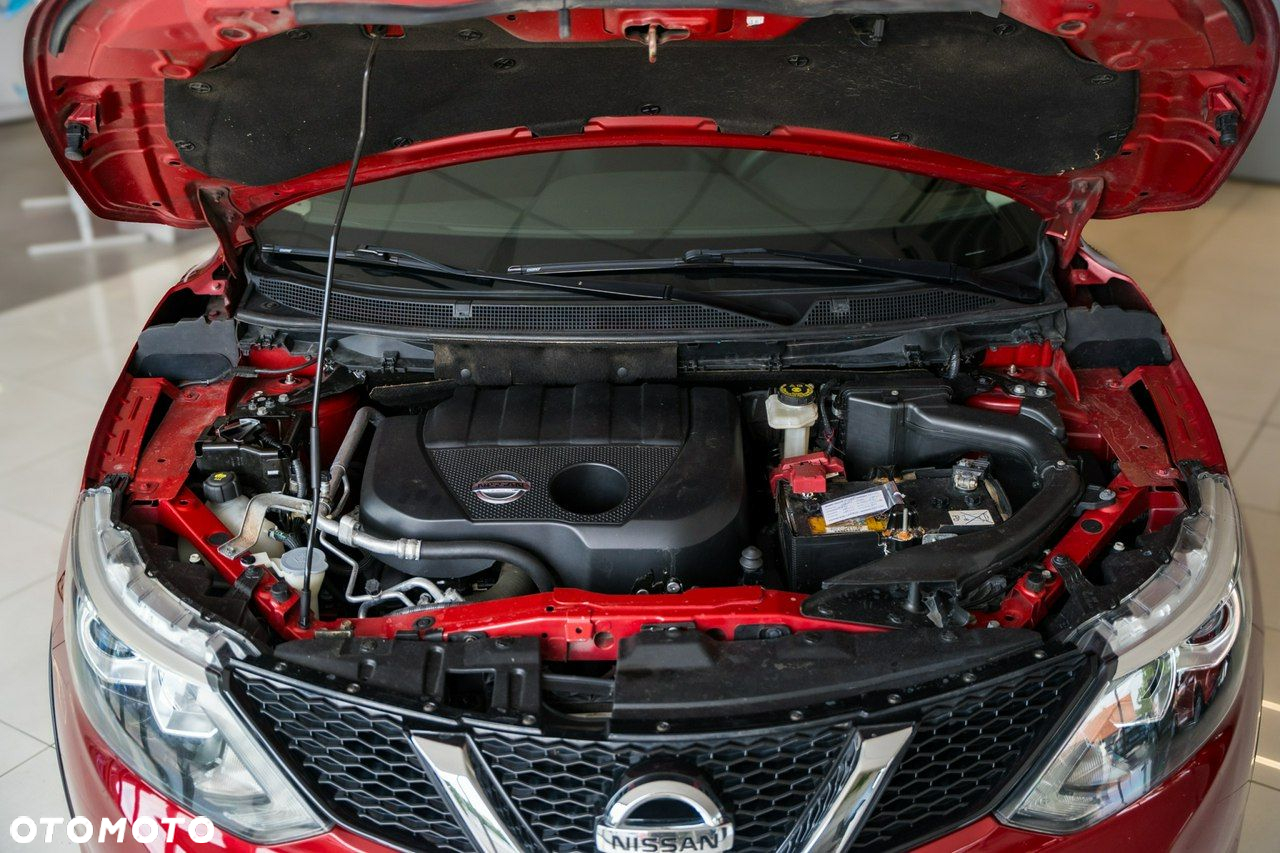 Nissan Qashqai - 25