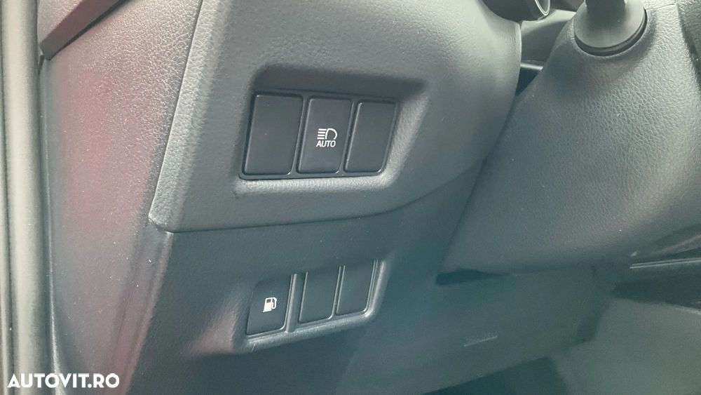 Toyota C-HR 1.8 HSD 4x2 CVT C-ult LED - 34