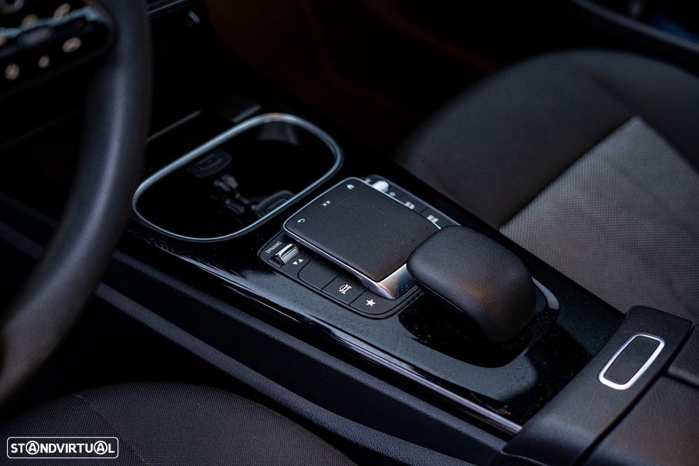 Mercedes-Benz A 250 Limousine - 16