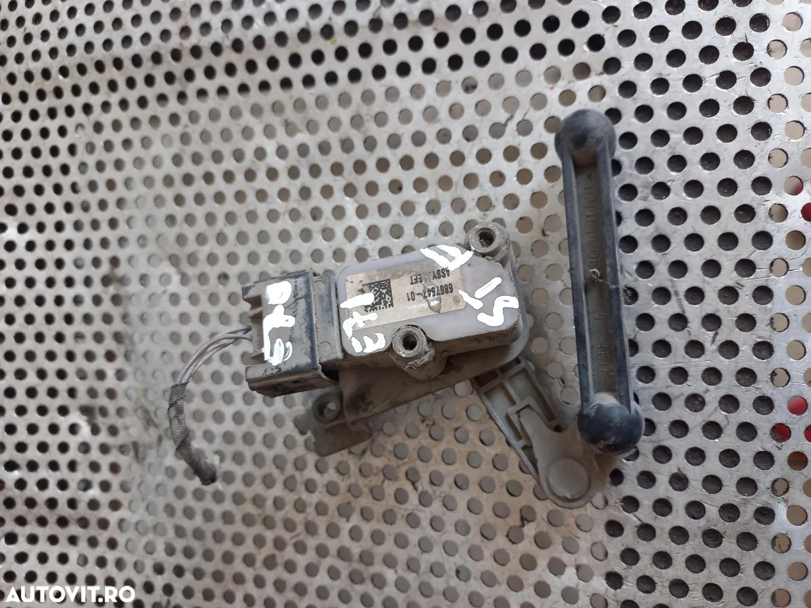 Cantar Senzor Nivel Far Xenon Stanga Fata Bmw X5 X6 E70 E71 - Dezmembrez Bmw - Dezmembrari Arad - 5