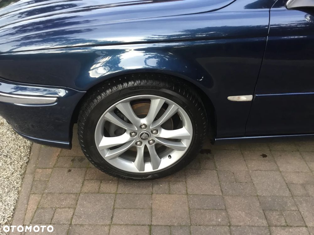 Jaguar X-Type 2.0 D High - 8