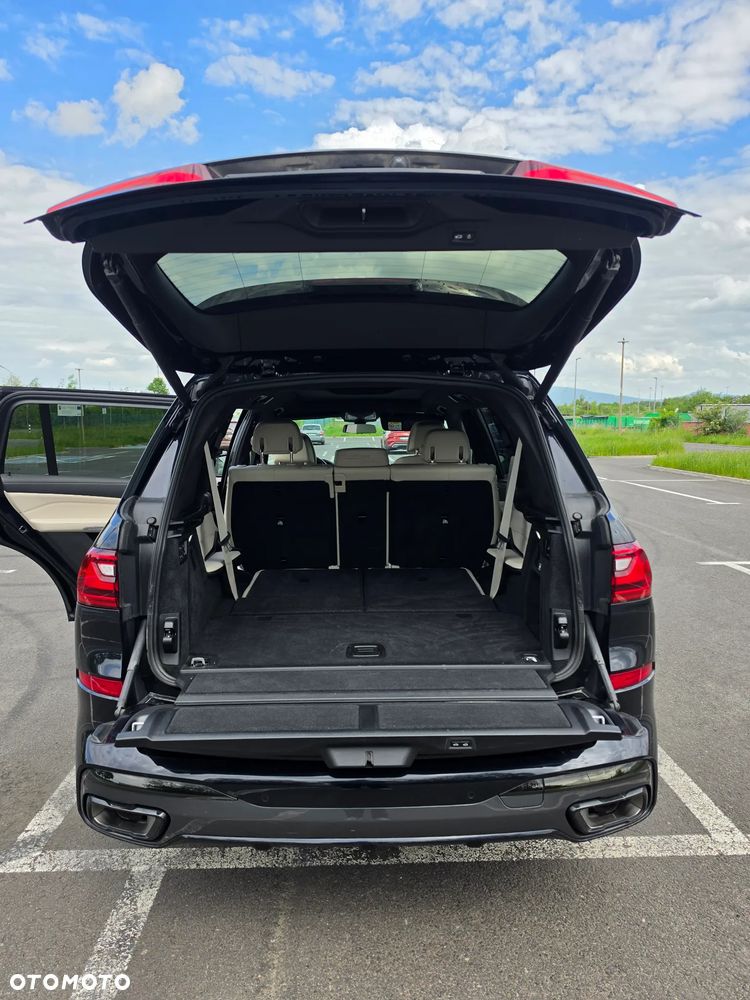 BMW X7 M50d sport - 19