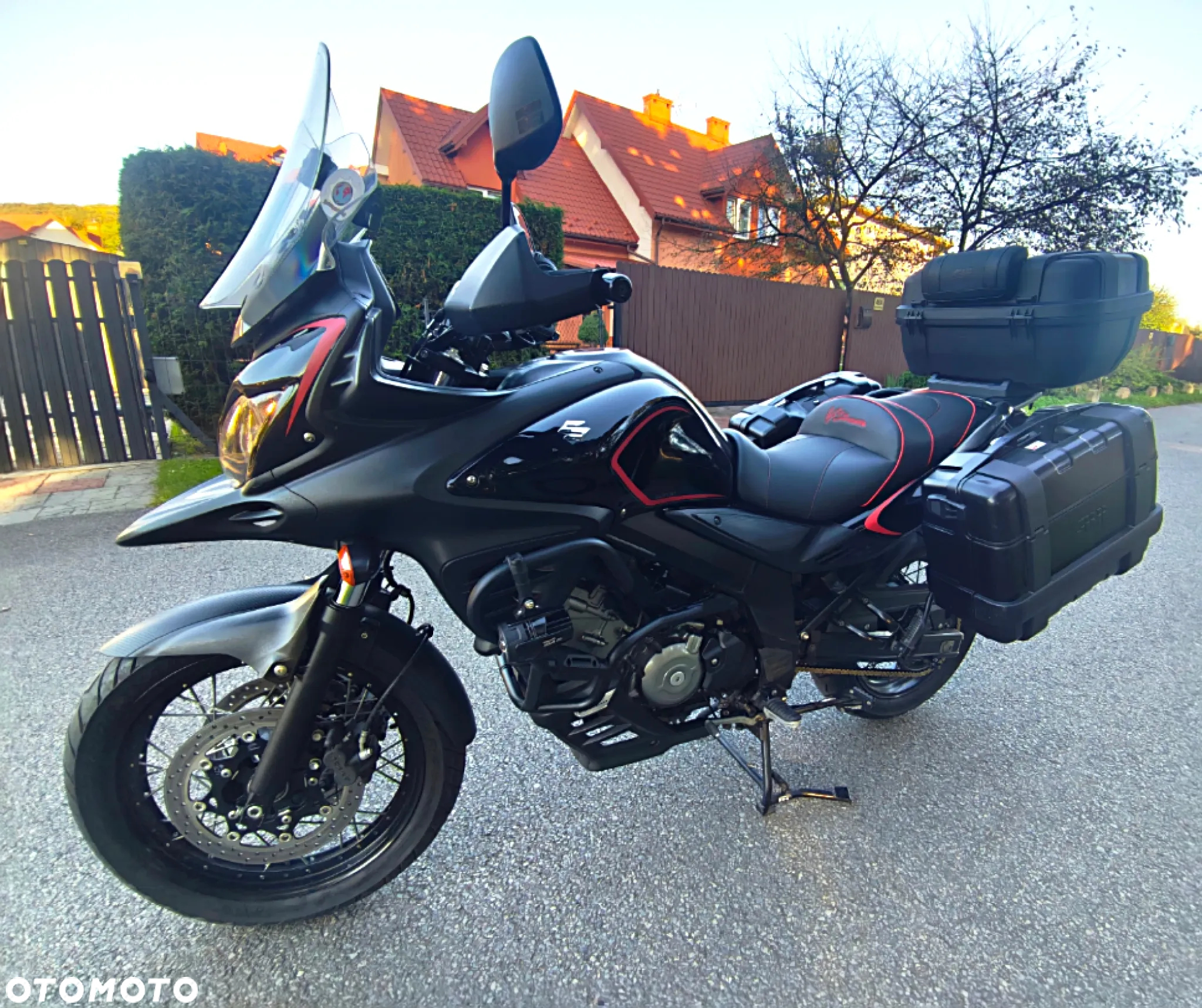 Suzuki V-STROM - 4