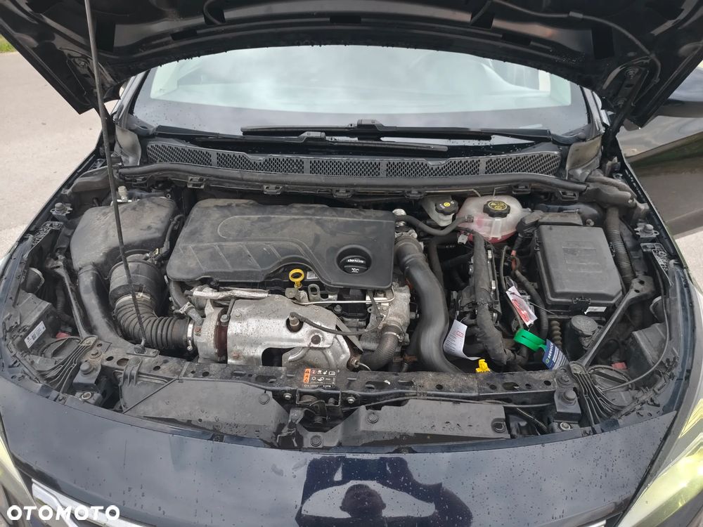 Opel Astra 1.6 CDTI Essentia - 20