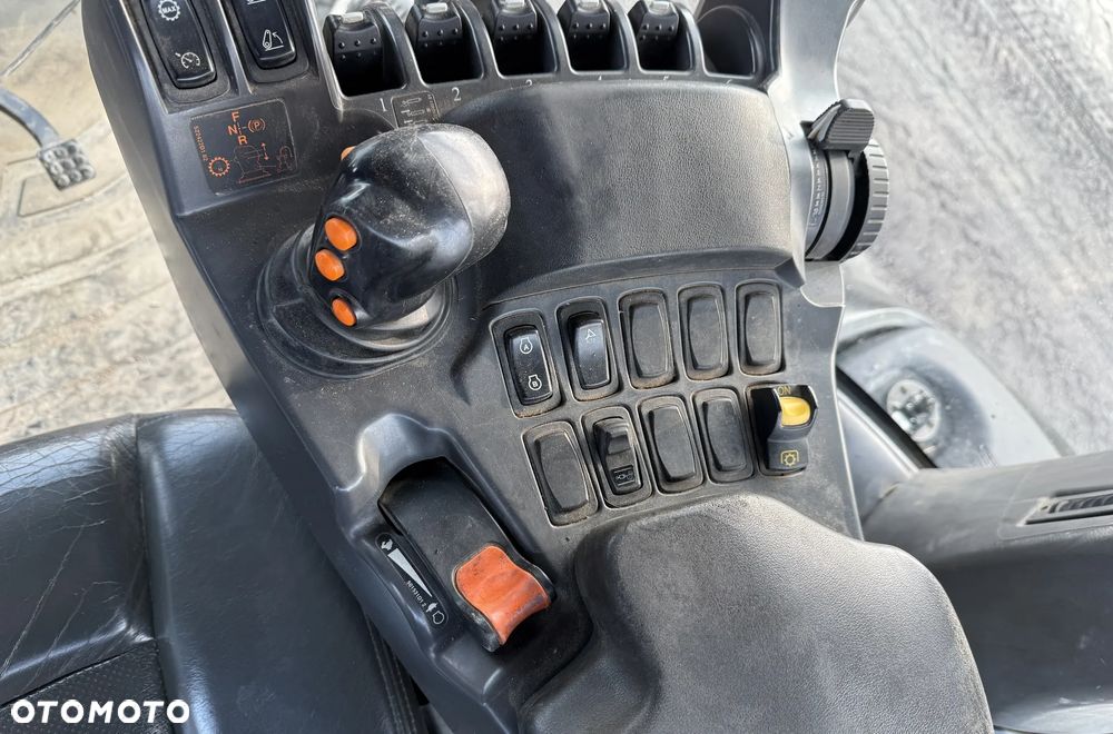 Challenger MT775E / GĄSIENICE / 1 WŁ / SERWISOWANY / BEZWYPADKOWY / UNIKAT NA RYNKU / MOCNY SILNIK / NISKIE MOTOGODZINY / TRANSPORT EU - 39