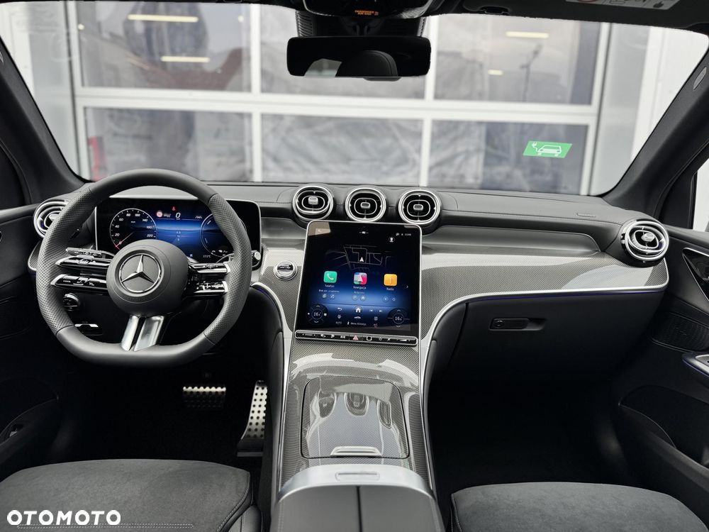 Mercedes-Benz GLC 300 e 4-Matic AMG Line - 14
