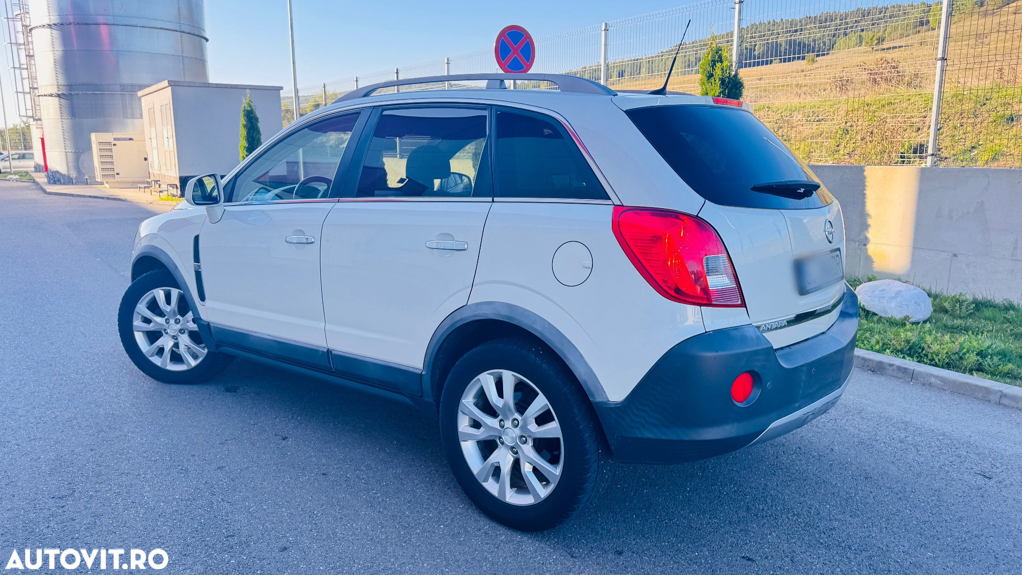 Opel Antara - 2