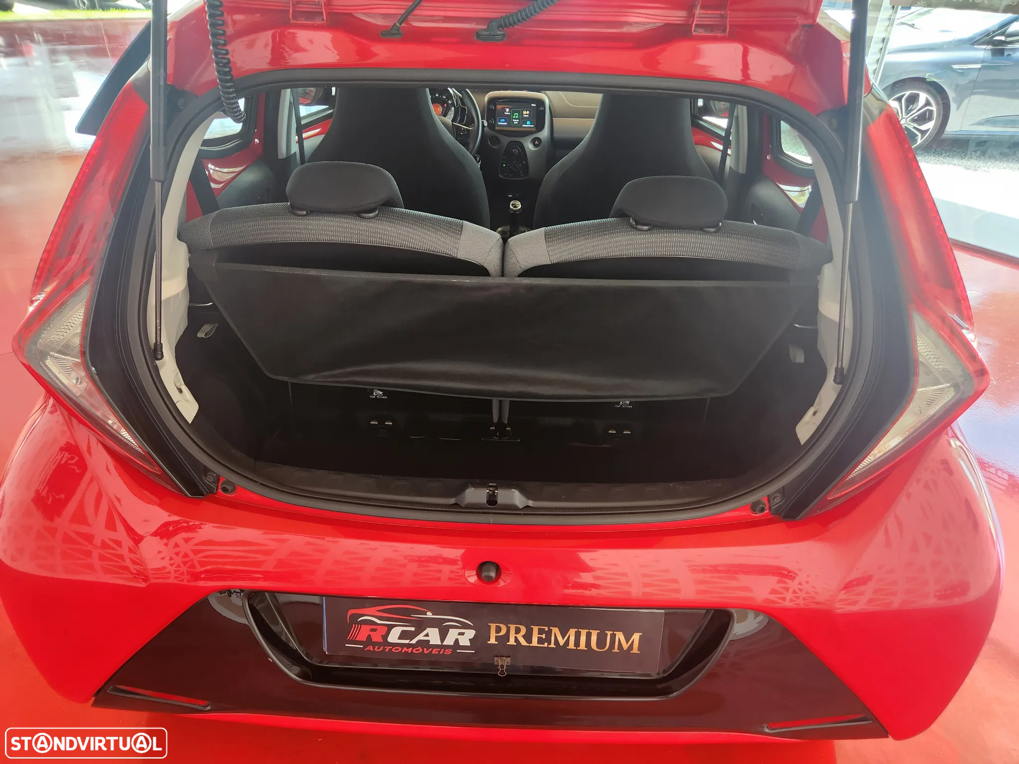 Toyota Aygo 1.0 X-Play+X-Touch - 28