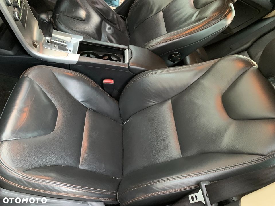 fotele fotel kanapa skora skory volvo xc60 bardzo ladne - 1