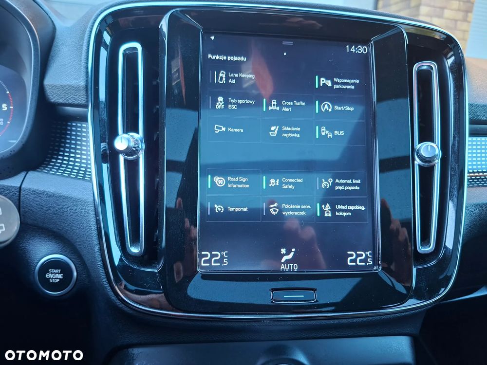 Volvo XC 40 D3 SCR R-Design - 11