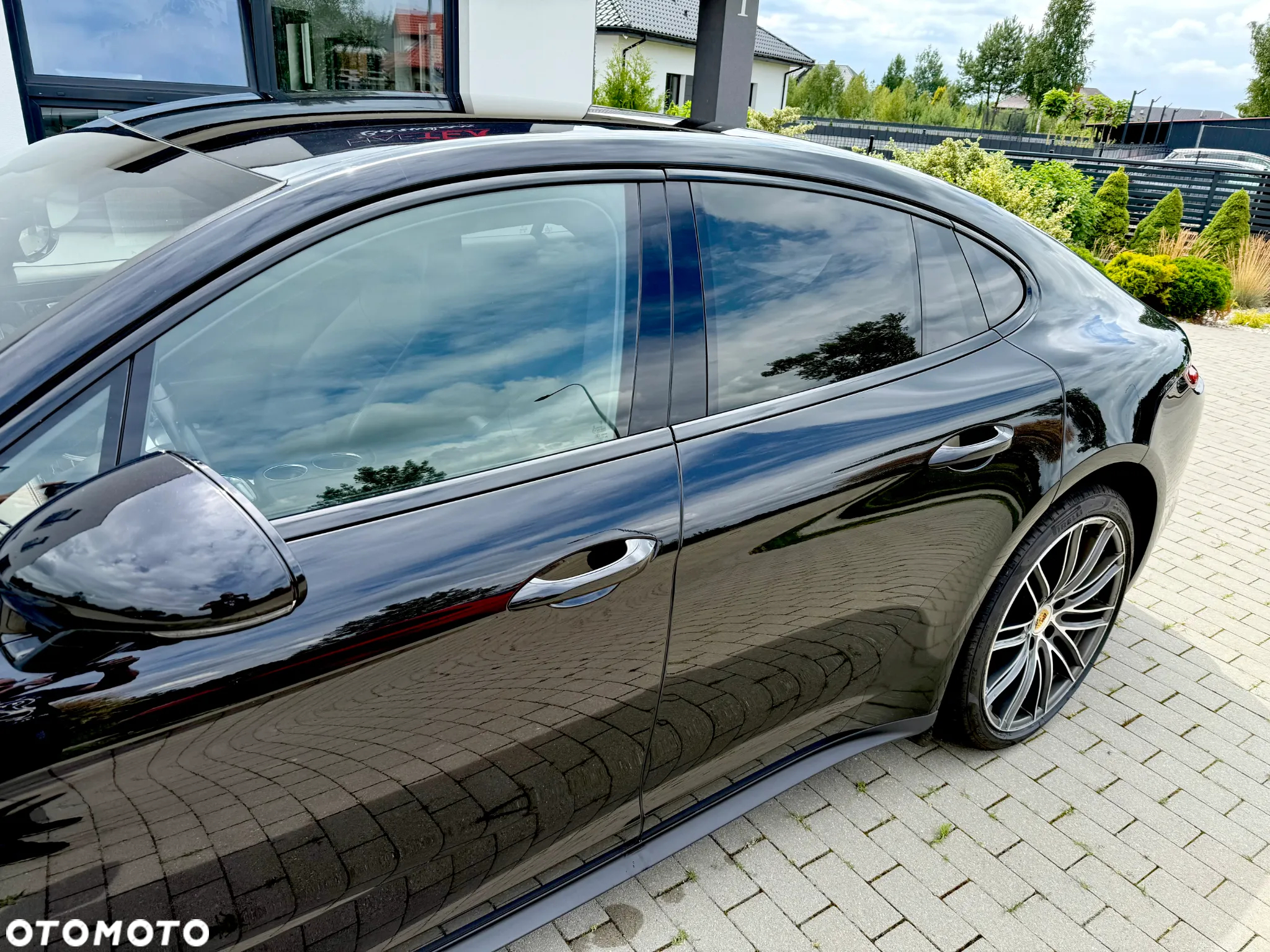 Porsche Panamera 4S - 17