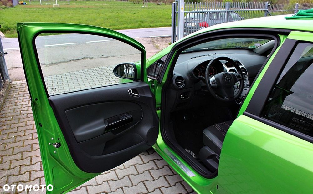 Opel Corsa - 10