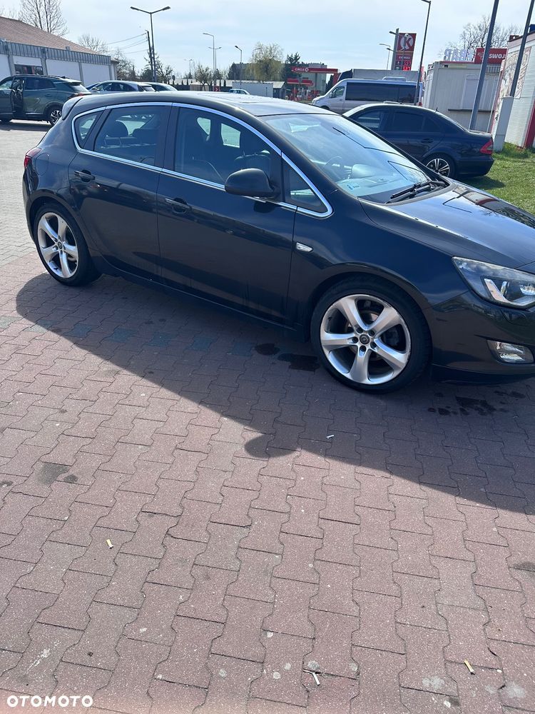Opel Astra - 1