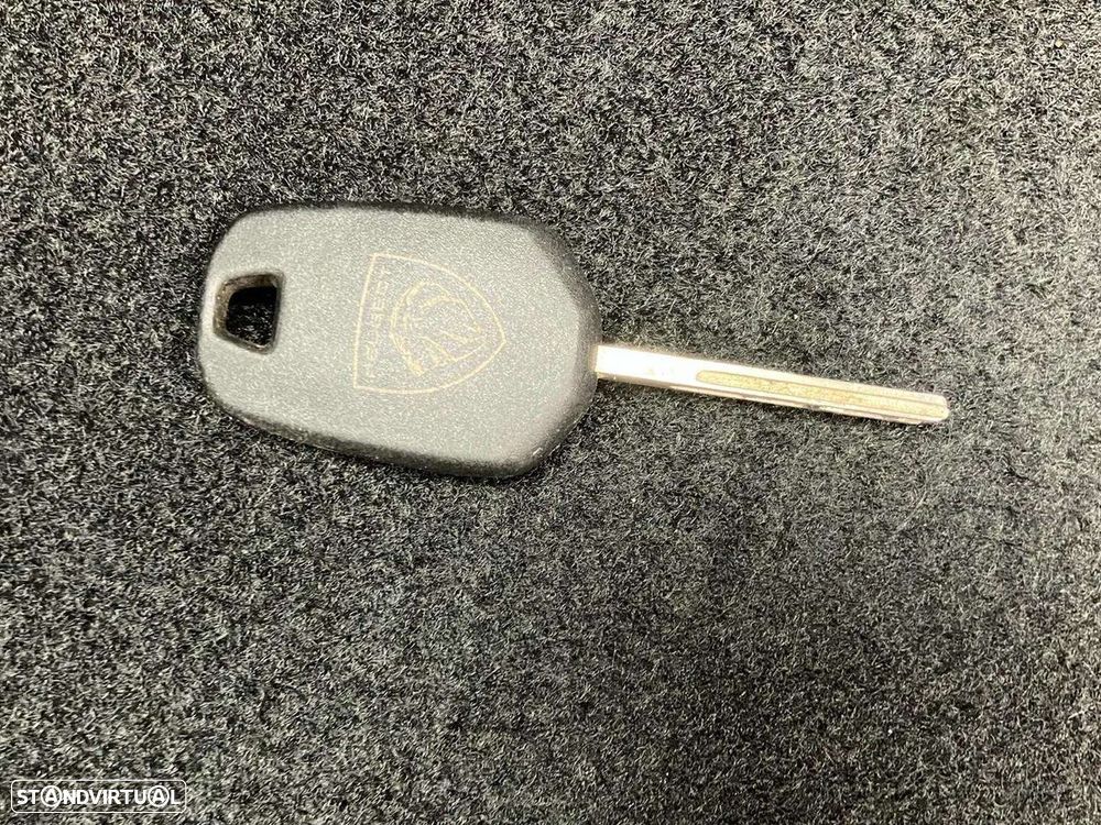 Peugeot 2008 1.2 PureTech Allure - 17