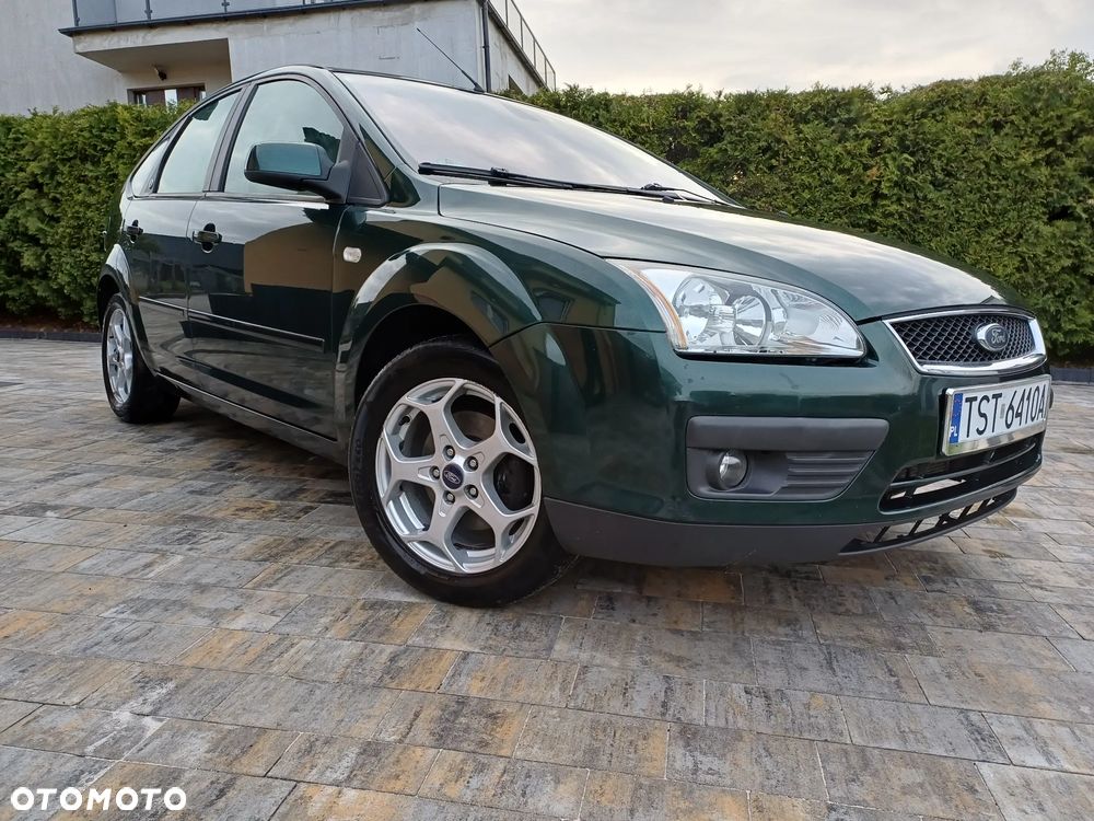 Ford Focus 1.6 Ti-VCT Ghia - 10