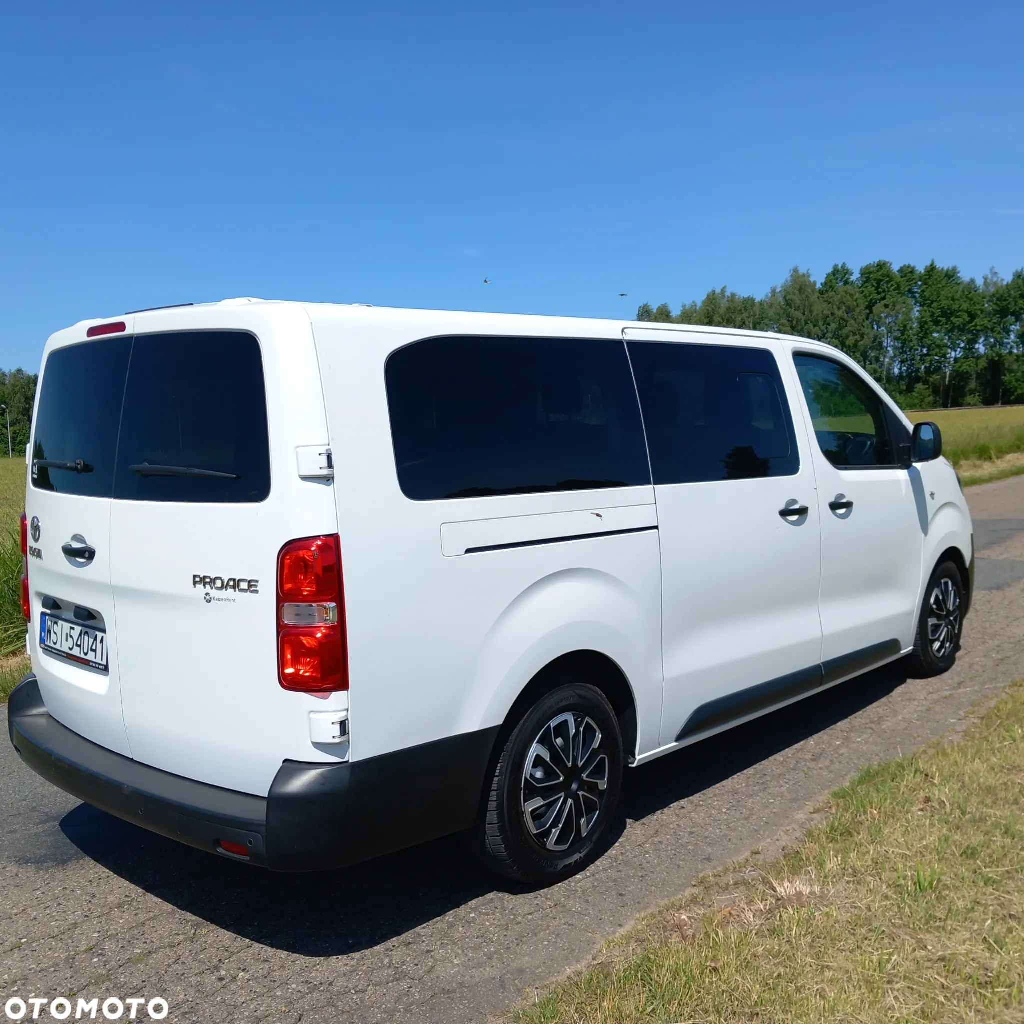 Toyota ProAce Kombi 2.0 D-4D Medium 2,8t - 6