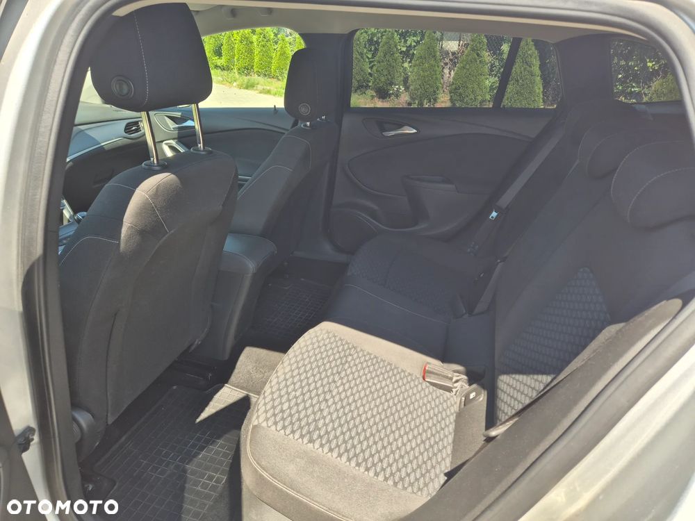 Opel Astra 1.5 CDTI Edition S&S - 24