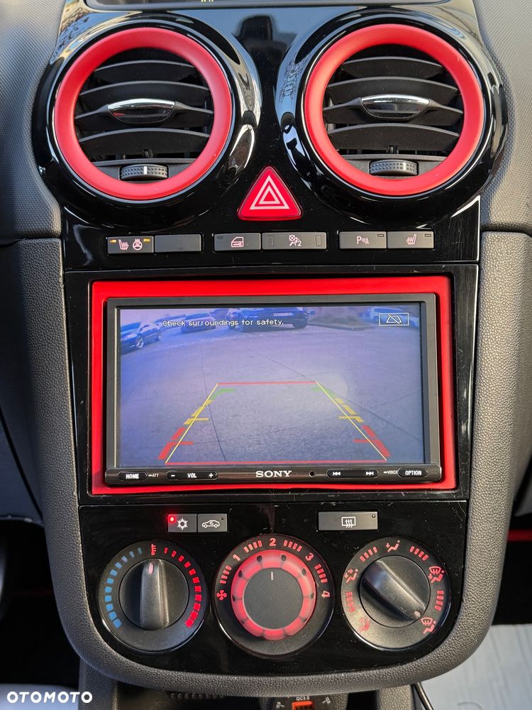 Opel Corsa 1.2 16V Cosmo - 12