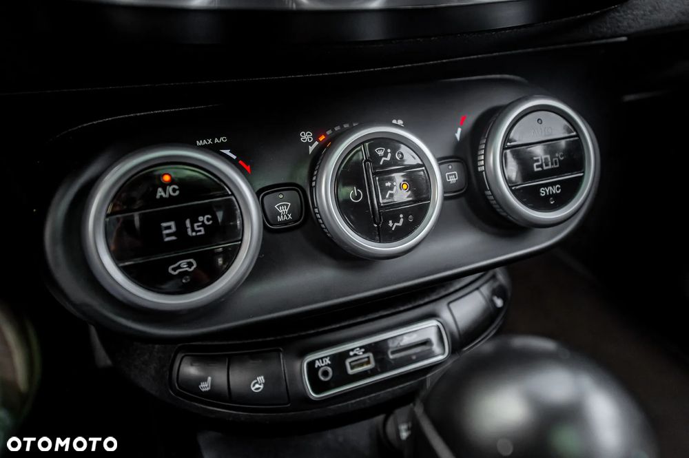 Fiat 500X 1.4 Multiair Automatik 4x4 S&S S-Design Cross Look - 27