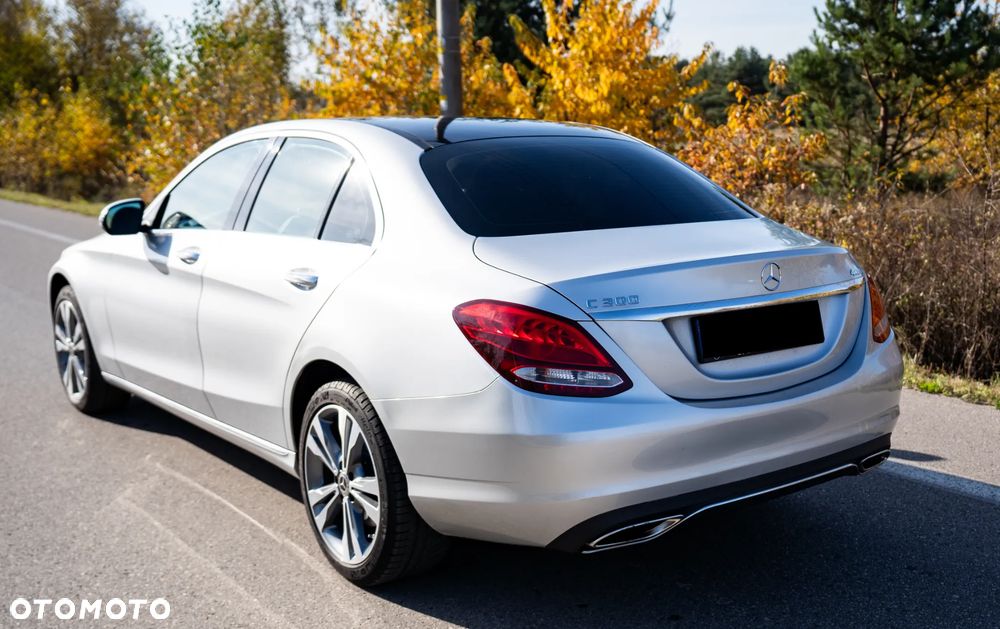 Mercedes-Benz C-Class 2016 photo 5