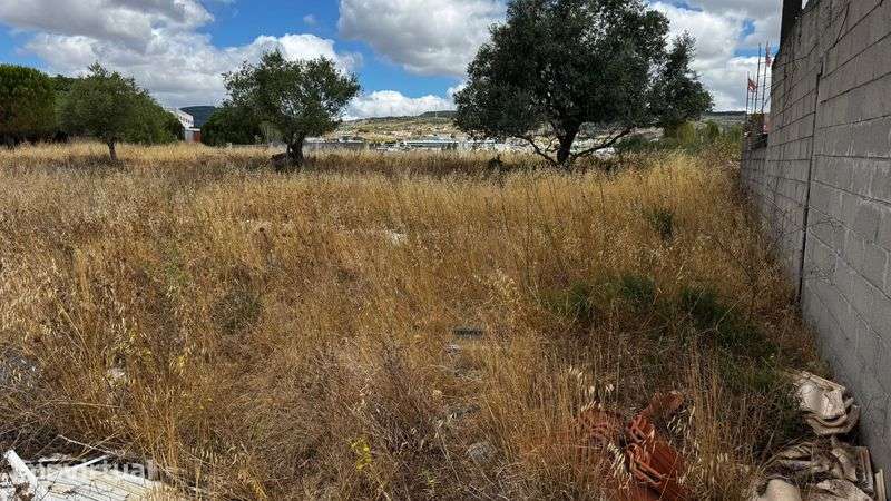 2 Lotes de Terreno para Venda – São Julião do Tojal - Grande imagem: 4/4
