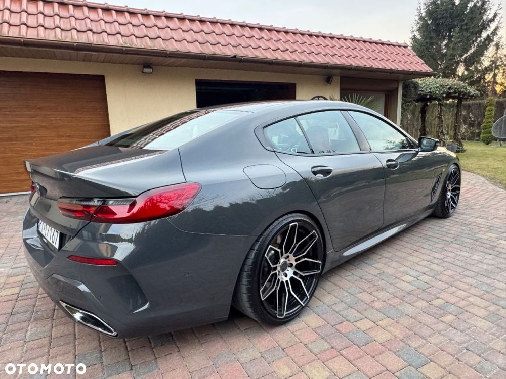 BMW Seria 8 - 10