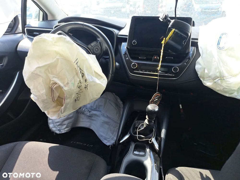 Toyota Corolla 1.5 Comfort - 37