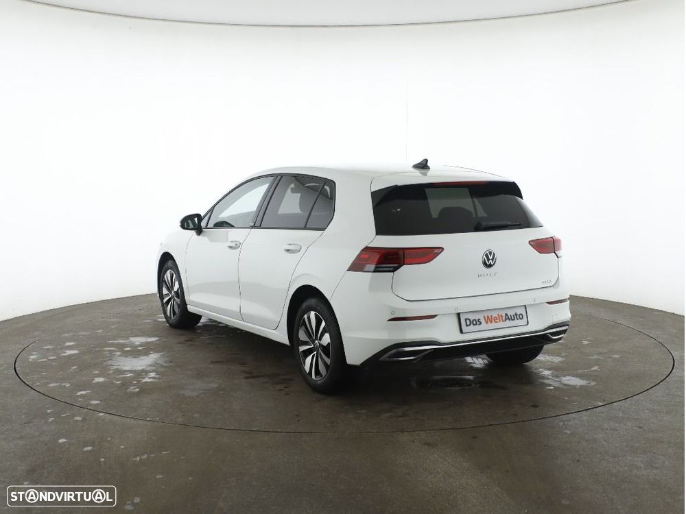 VW Golf 1.0 eTSI Life DSG - 11